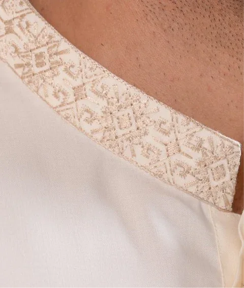 Formal Bosky White Kurta Shalwar - Collar Neck Embroidered - Men - Muraqsh -- Menswear