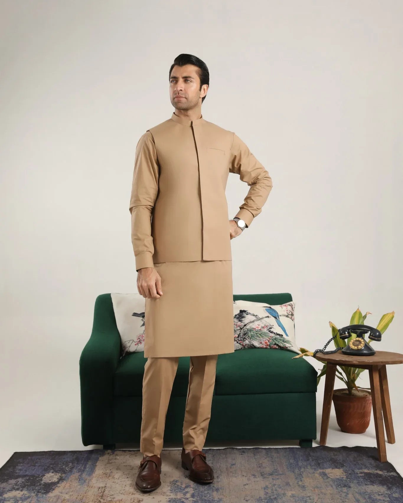 Camel Soft Cotton Waistcoat - Men - Muraqsh -- Menswear