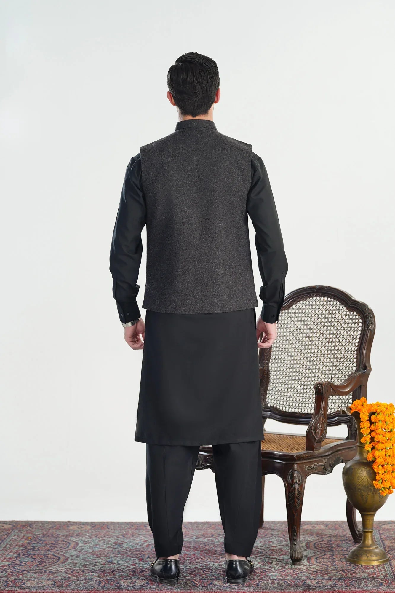 Black Wool Waistcoat - A-Line Cut - Men - Muraqsh -- Menswear