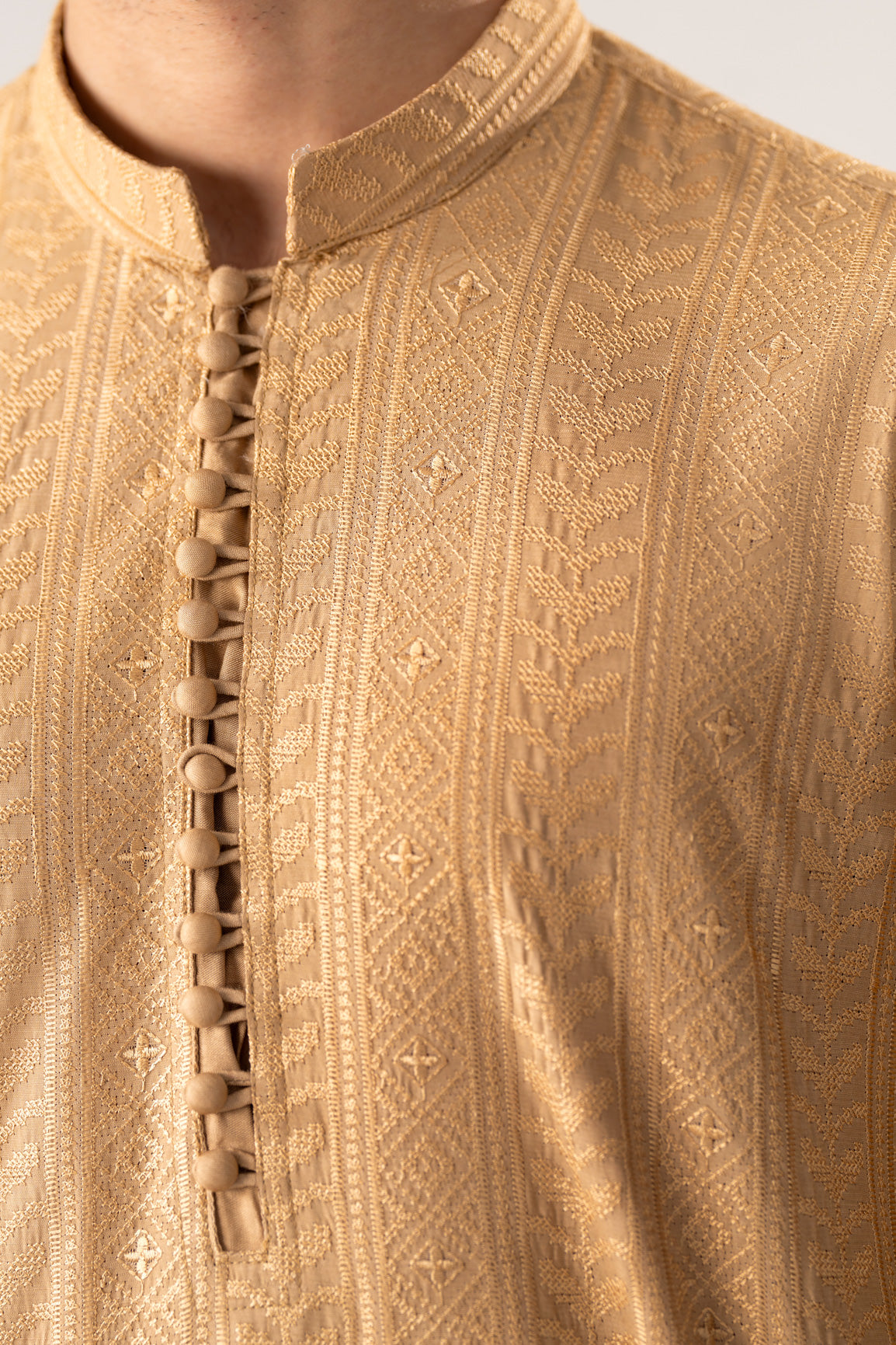 Tehzeeb - Ivory Embroidered Kurta Trouser - Men