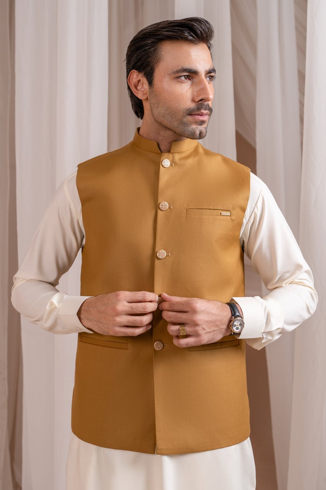 Camel Suiting Waistcoat - Straight Cut Buttoned - Men