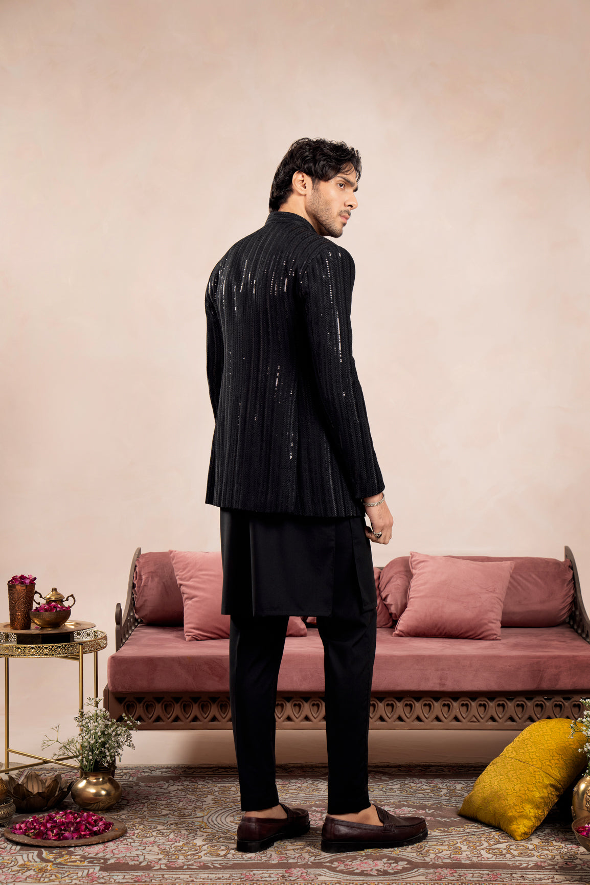 Black Falling Arrow Sequin Embroidered Open Prince Coat - Men