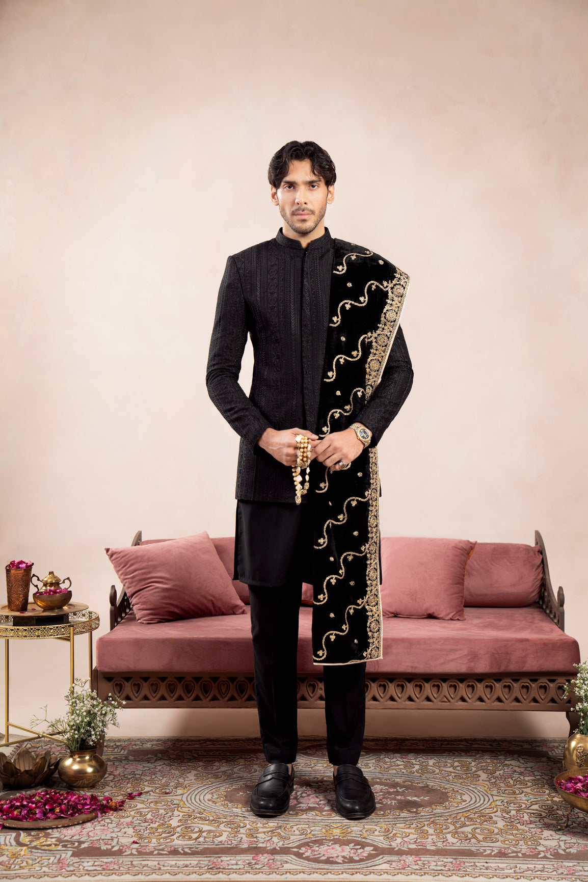 Black Embroidered Velvet Shawl - Men