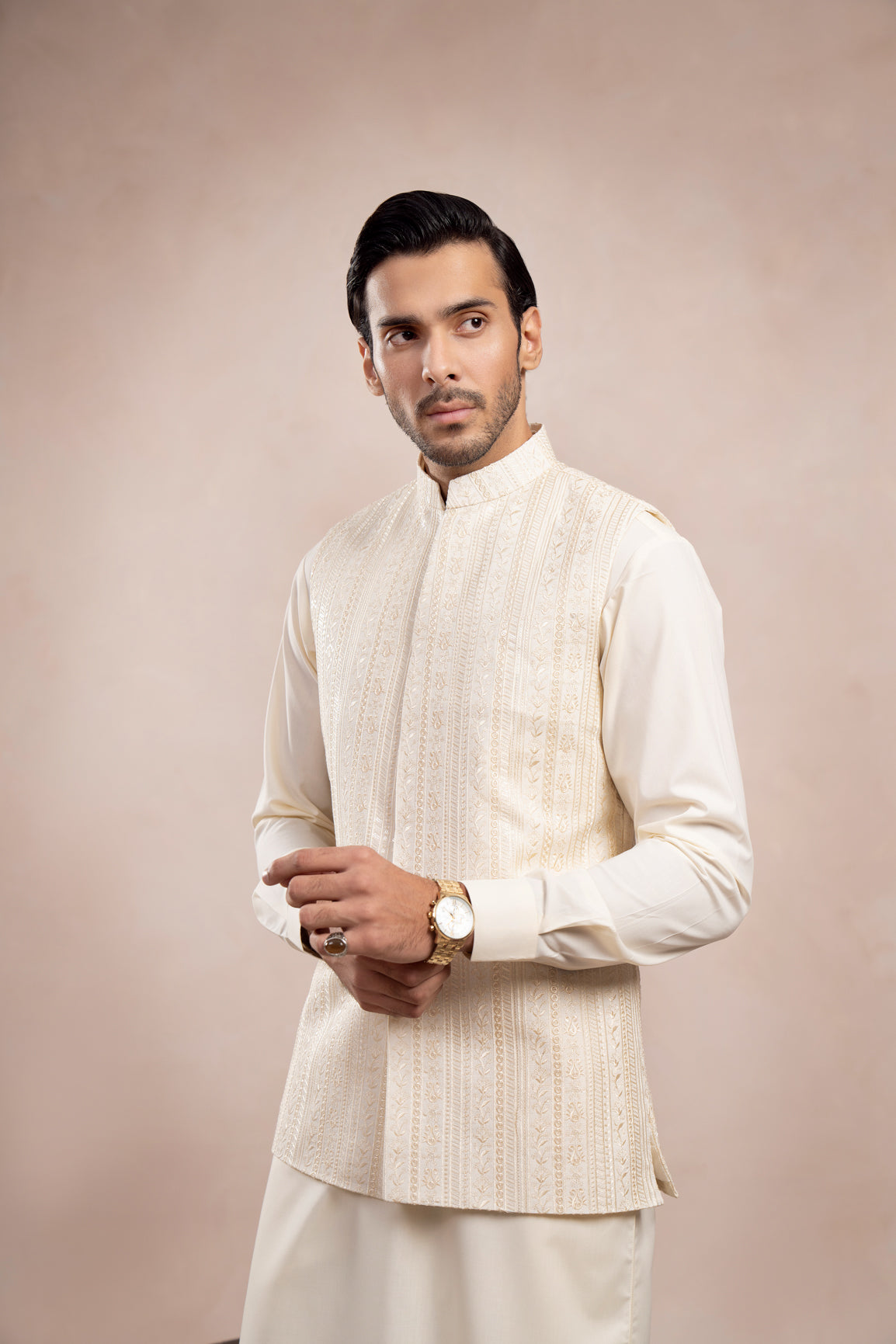 Bosky White Falling Embroidered Waistcoat - Men