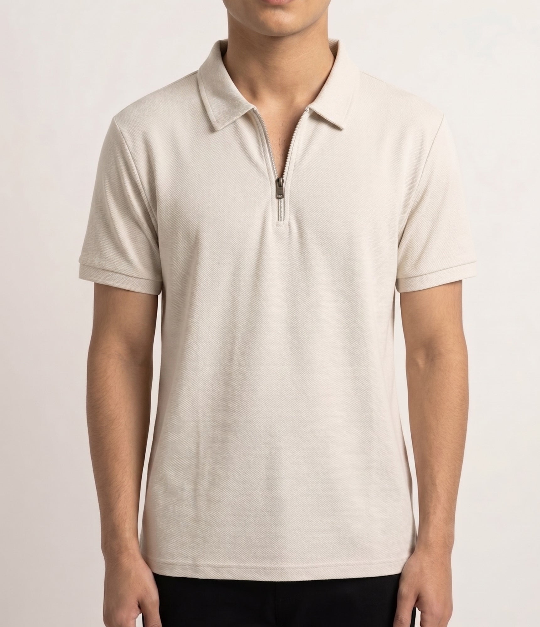 Off White Basic Zipper Polo - Smart Fit- Men - Men