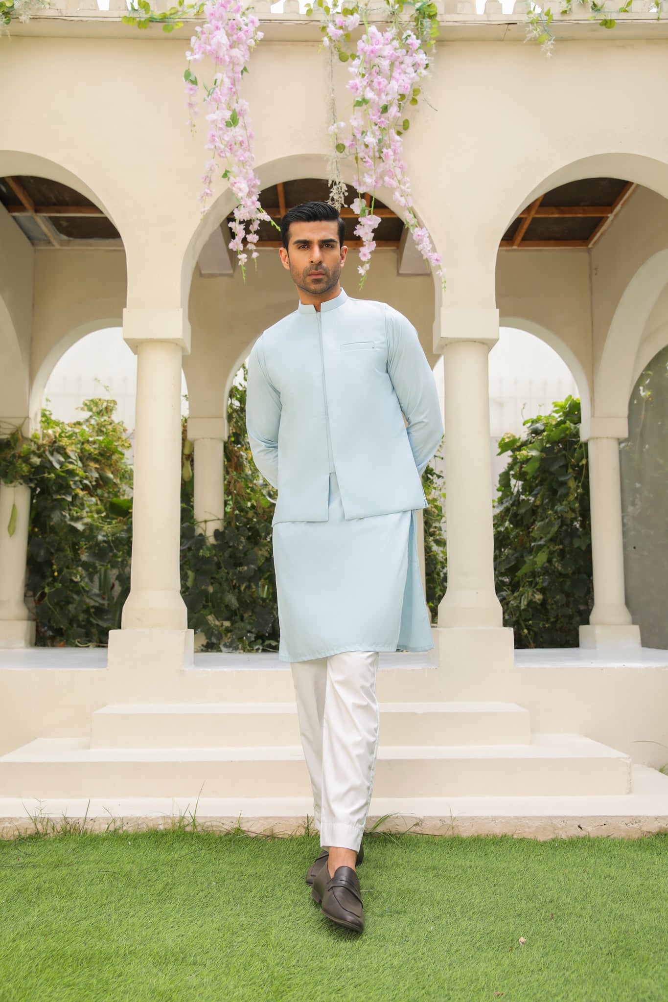 White kurta and blue on sale waistcoat