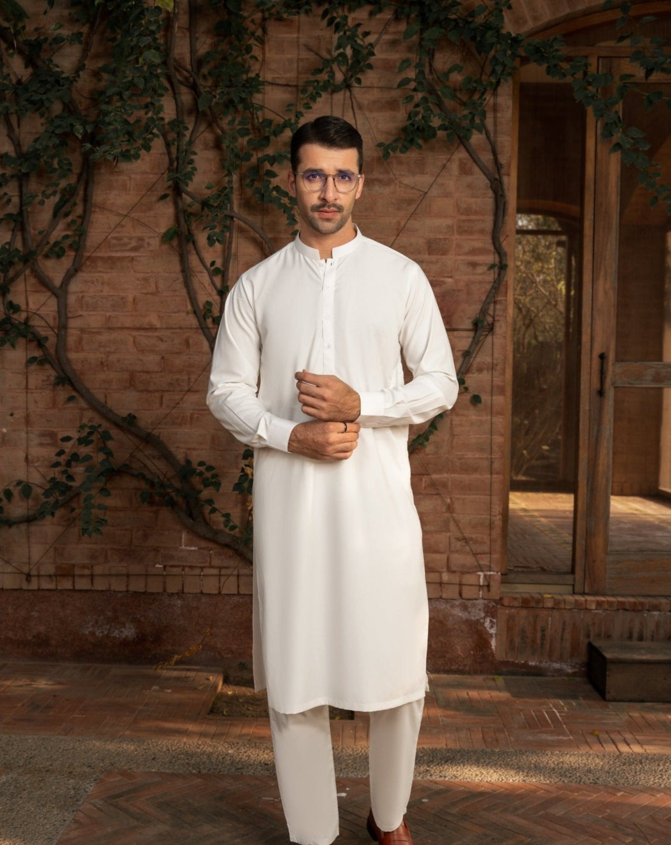 Off White Kurta Trouser/Shalwar - Men